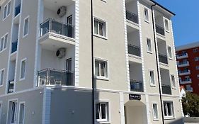 Helena Hotel